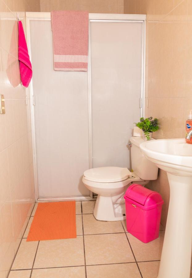 Hostal Casa Colores Adults Only Guadalajara Exteriör bild